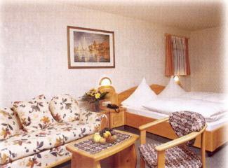 אלפדורף Hotel Gasthof Hirsch מראה חיצוני תמונה